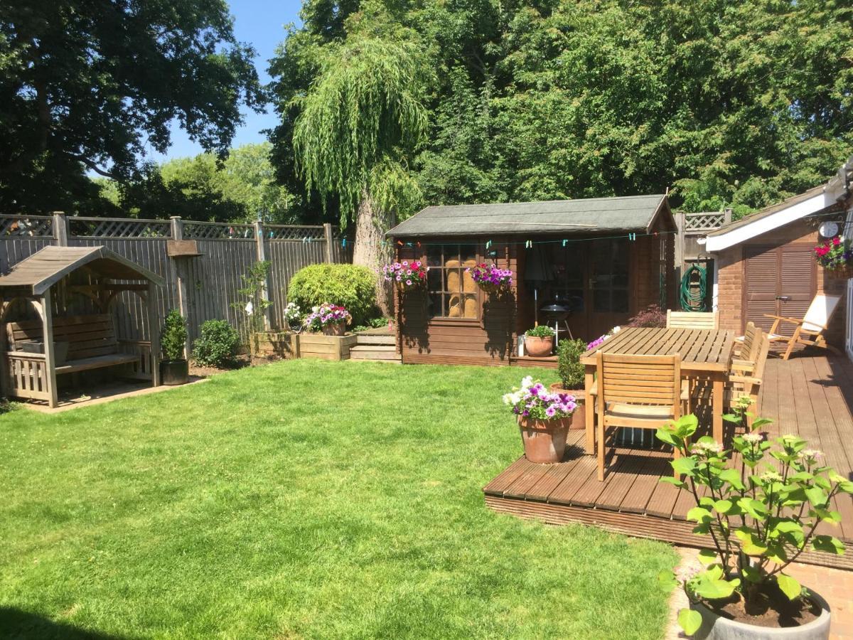 9 Chudleigh Close Apartment Bedford Bagian luar foto