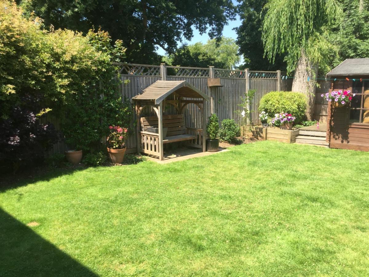 9 Chudleigh Close Apartment Bedford Bagian luar foto